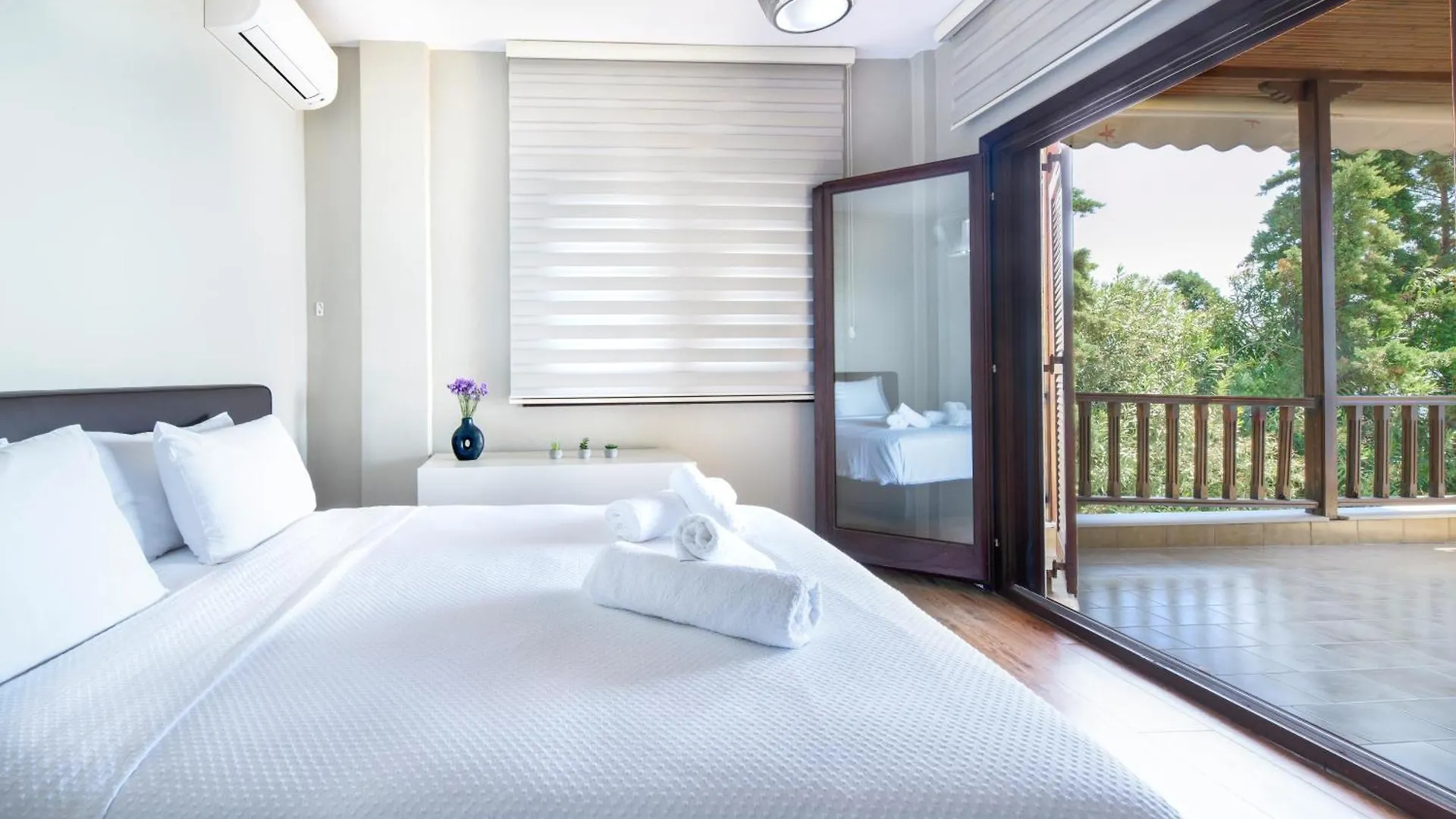 Iconic Prive Beachfront Villa Mola Kaliva Mola Kalyva